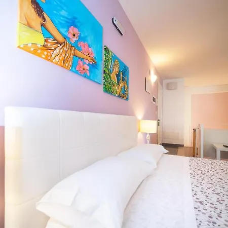 Il Cortile Delle Esperidi לצ'ה