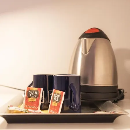 Il Cortile Delle Esperidi * ليتشي