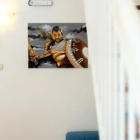 Il Cortile Delle Esperidi * ليتشي