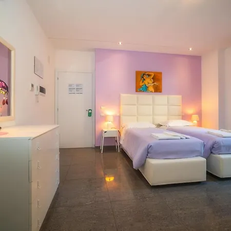 Il Cortile Delle Esperidi לצ'ה