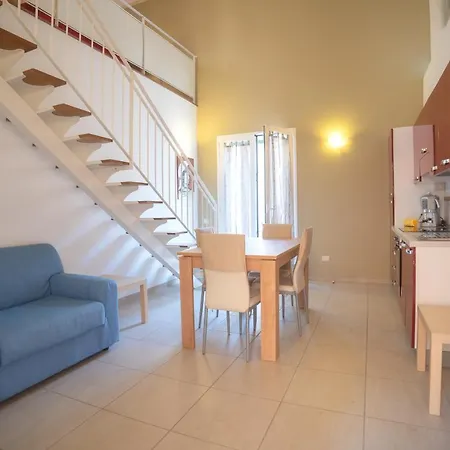 דירה Il Cortile Delle Esperidi לצ'ה