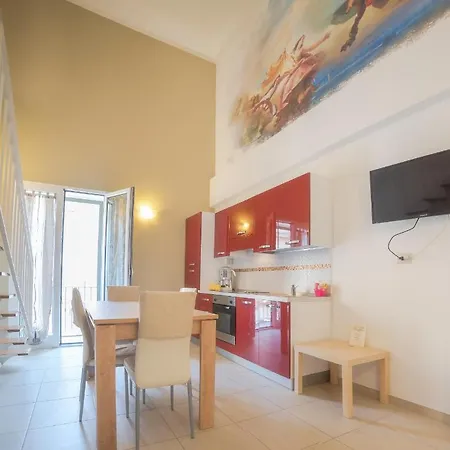 Il Cortile Delle Esperidi ليتشي