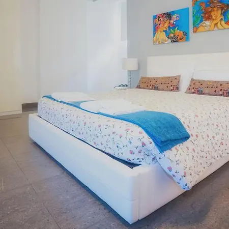 דירה Il Cortile Delle Esperidi *