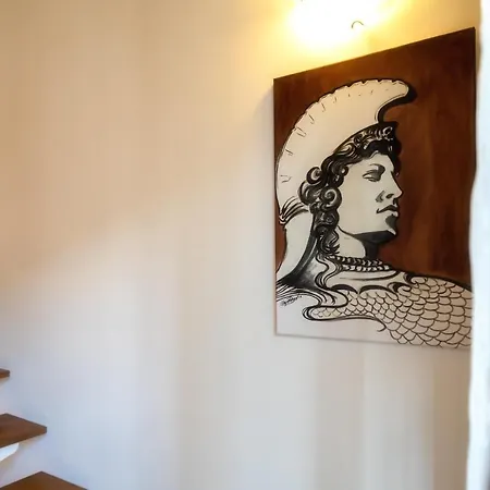 Il Cortile Delle Esperidi * Λέτσε