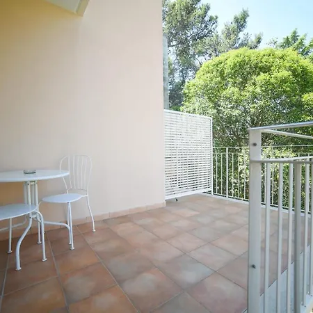 Apartment Il Cortile Delle Esperidi Lecce