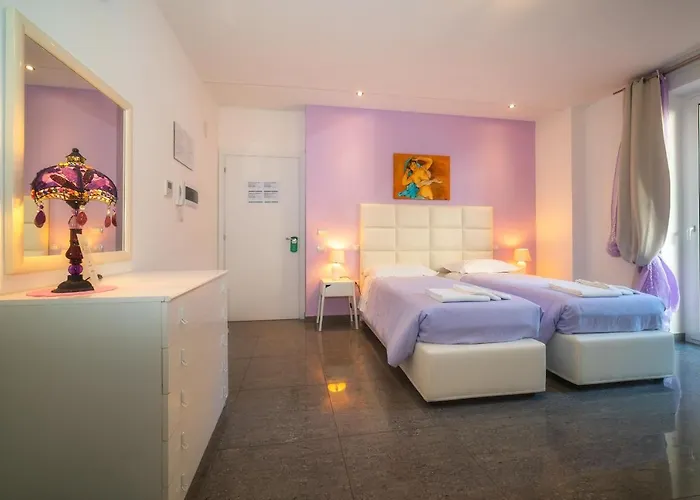 Il Cortile Delle Esperidi Lecce